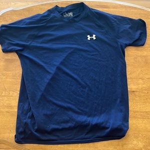 Under Armour Navy blue loose fit tee men’s medium